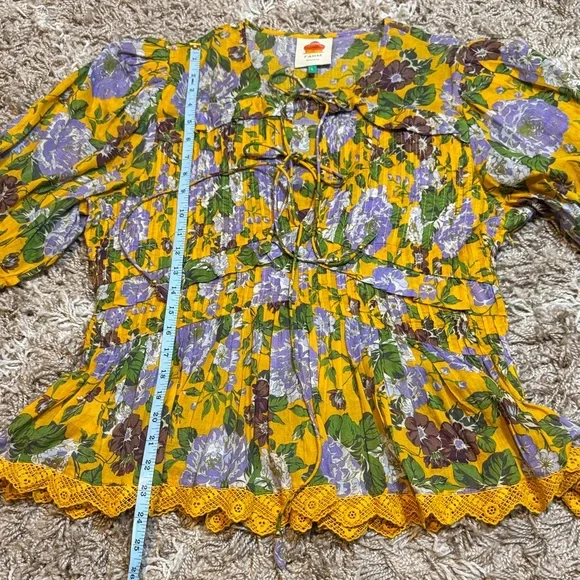 Farm Rio Capri Peplum Hem Floral Blouse Yellow & Purple size Large - Picture 15 of 17